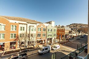 The Caledonian by All Seasons Resort Lodging