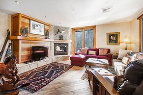 The Caledonian by All Seasons Resort Lodging