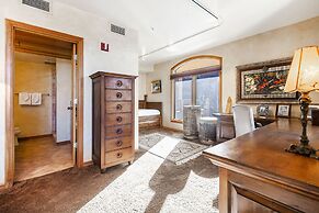 The Caledonian by All Seasons Resort Lodging