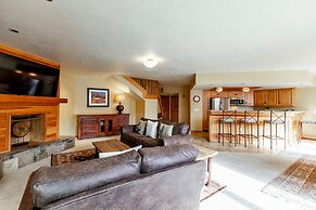 The Caledonian by All Seasons Resort Lodging