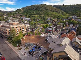 The Caledonian by All Seasons Resort Lodging