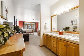 The Caledonian by All Seasons Resort Lodging