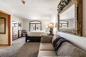 The Caledonian by All Seasons Resort Lodging