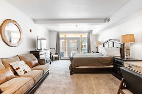 The Caledonian by All Seasons Resort Lodging