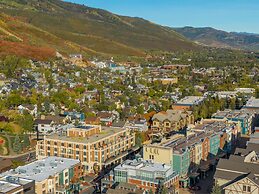 The Caledonian by All Seasons Resort Lodging