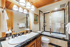 The Caledonian by All Seasons Resort Lodging