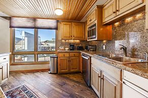 The Caledonian by All Seasons Resort Lodging