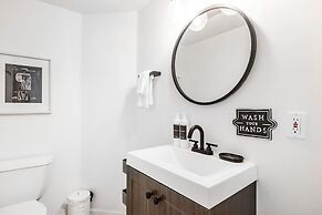 The Caledonian by All Seasons Resort Lodging