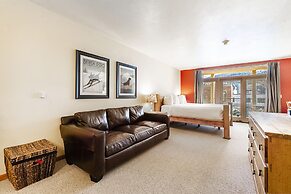 The Caledonian by All Seasons Resort Lodging