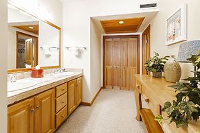 The Caledonian by All Seasons Resort Lodging