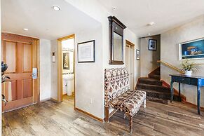 The Caledonian by All Seasons Resort Lodging