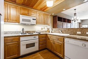 The Caledonian by All Seasons Resort Lodging