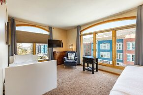 The Caledonian by All Seasons Resort Lodging