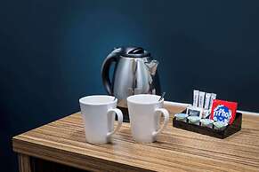 Travelodge Edinburgh Airport Ratho Station