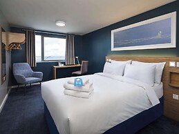 Travelodge Edinburgh Airport Ratho Station