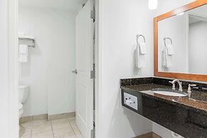 Best Western Plus Westgate Inn & Suites