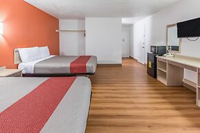 Motel 6 Beaverton, OR