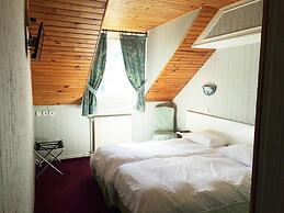 Logis De France Le Rocher Blanc