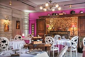 Logis De France Le Rocher Blanc