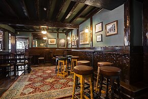 The Pied Bull
