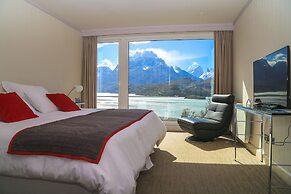 Hotel Lago Grey