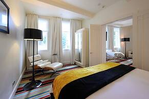 Hotel DeBrett