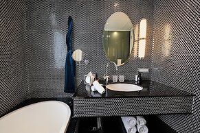 Hotel DeBrett