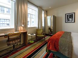 Hotel DeBrett