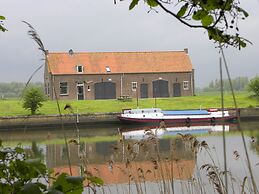 Hotel De Brabantse Biesbosch