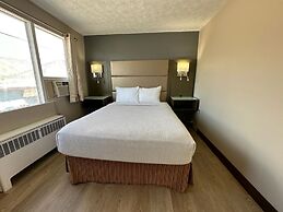 Canadas Best Value Inn & Suites Kamloops