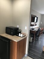 Canadas Best Value Inn & Suites Kamloops