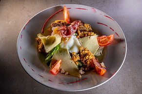 Logis Hôtel Noemys Brive - Restaurant Le Teinchurier