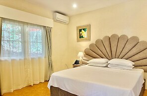 Coco Grove Beach Resort