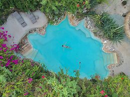 Coco Grove Beach Resort