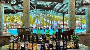 Coco Grove Beach Resort