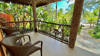 Coco Grove Beach Resort