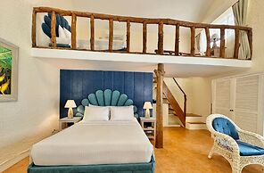 Coco Grove Beach Resort