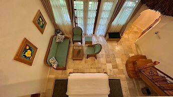 Coco Grove Beach Resort