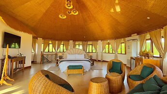 Coco Grove Beach Resort