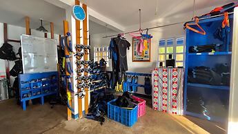 Coco Grove Beach Resort