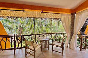 Coco Grove Beach Resort