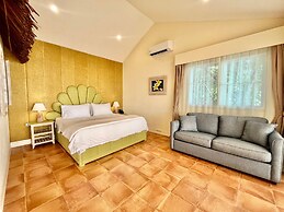 Coco Grove Beach Resort