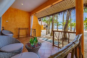 Coco Grove Beach Resort