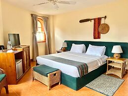 Coco Grove Beach Resort