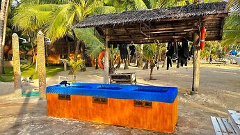 Coco Grove Beach Resort