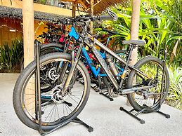 Coco Grove Beach Resort