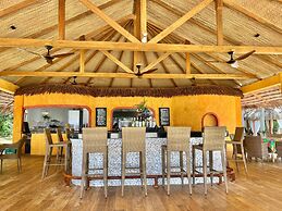 Coco Grove Beach Resort