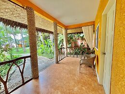 Coco Grove Beach Resort