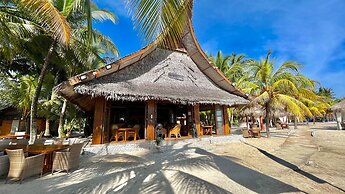 Coco Grove Beach Resort