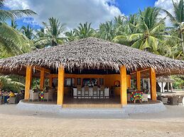Coco Grove Beach Resort